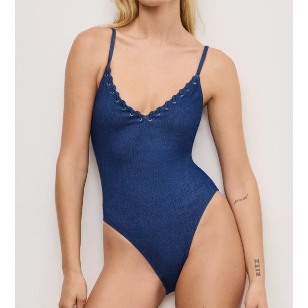 Good American Whipstitch Denim One-Piece Swimsuit Dark Rinse GSW0944DN Sz M NWOT
